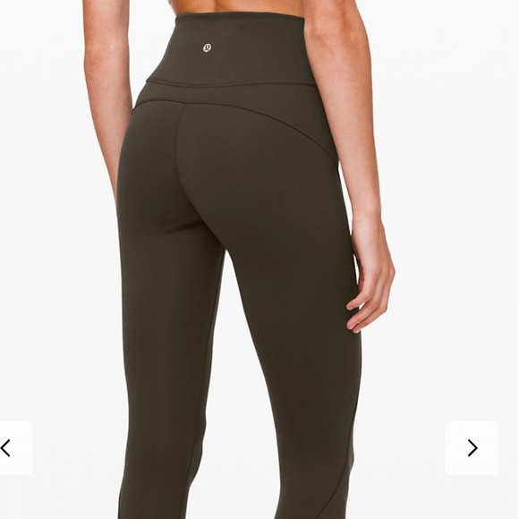 NWT Lululemon In Movement Tight 25” Leggings - Picture 2 of 9